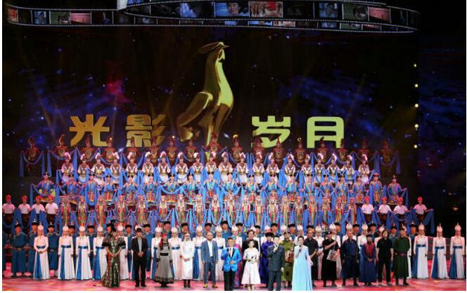 ��26���й��𼦰ٻ���Ӱ�ڿ�Ļ������Ԫ...